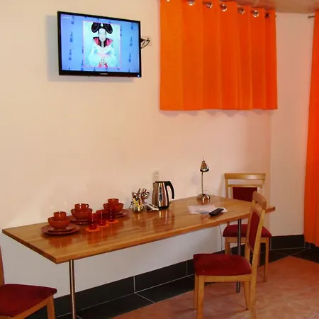 Gastehaus Mediterranee Kwatera prywatna *